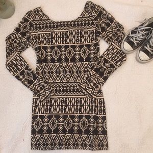DONATING SOON - Forever 21 Long sleeve bodycon